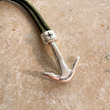 Charger l'image dans la galerie, Bracelet Invincible Espérance kaki