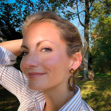 Carica l'immagine nella galleria, orecchini "douce Luce" al cioccolato