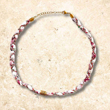 Charger l'image dans la galerie, Les colliers en tissu + attache magique ✨