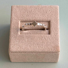 Upload image to gallery, one-decade rosary with roses - Silver