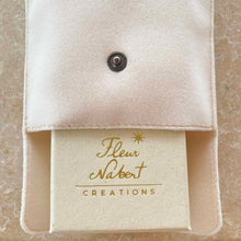 Charger l'image dans la galerie, Dizainier aux roses - Or jaune