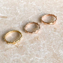 Carica l'immagine nella galleria, Decina aux roses - Champagne gold