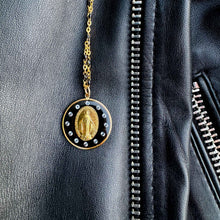 Charger l'image dans la galerie, Grande Miraculeuse couronnée d'étoiles noire