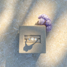 Charger l'image dans la galerie, Bague Trinité nacre