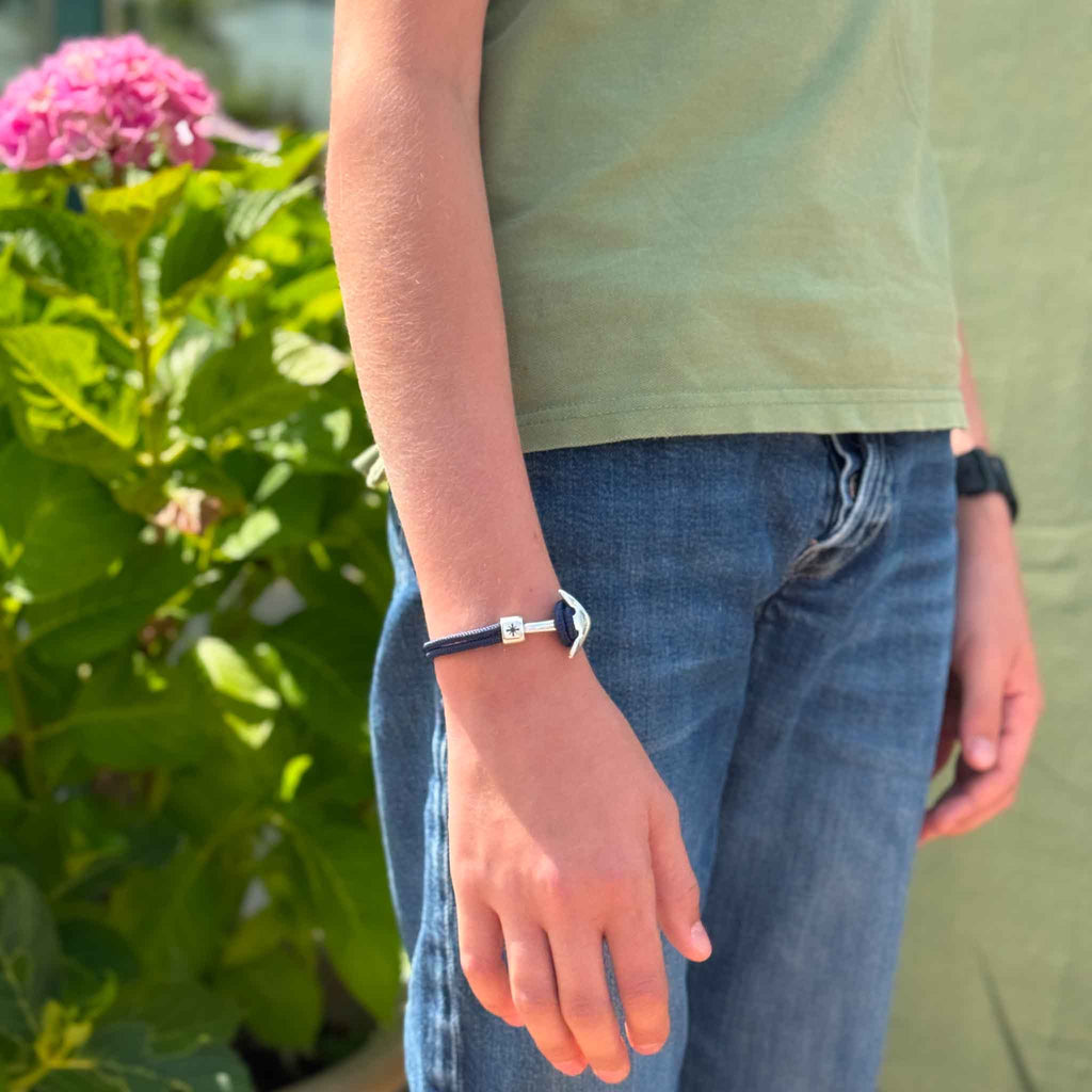 Fleur Nabert créations Bracelet Invincible Espérance - Marine MetaobjectListDrop