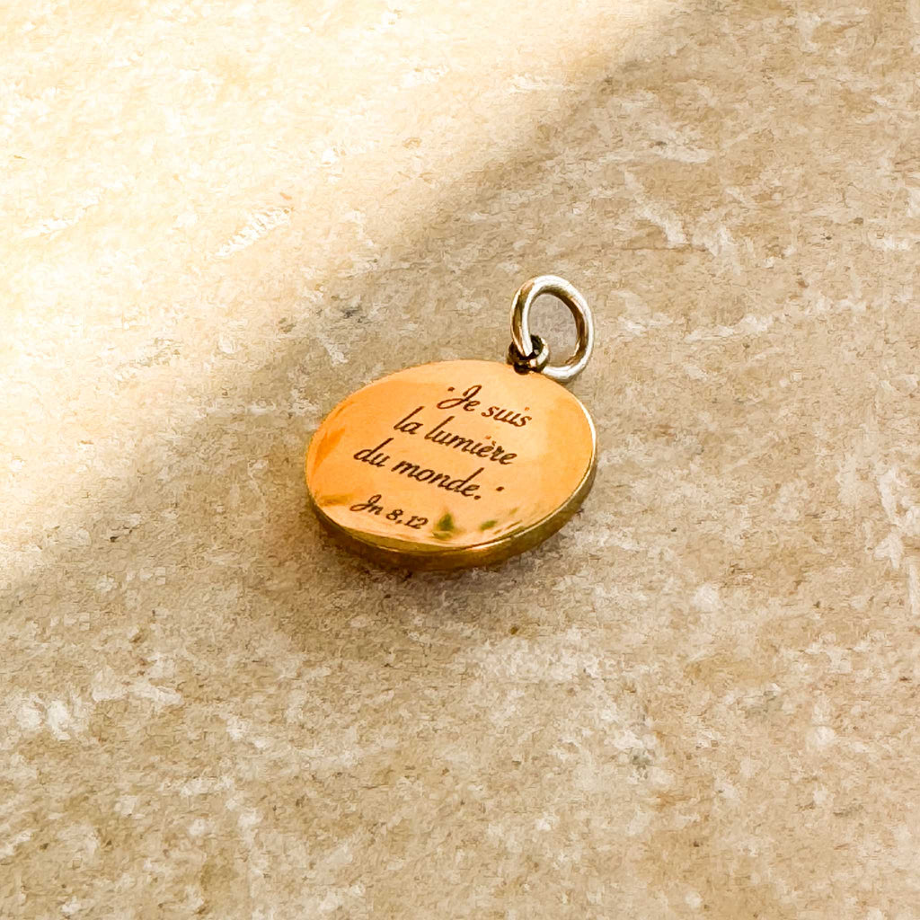 Fleur Nabert créations Médaille Lumière du monde MetaobjectListDrop
