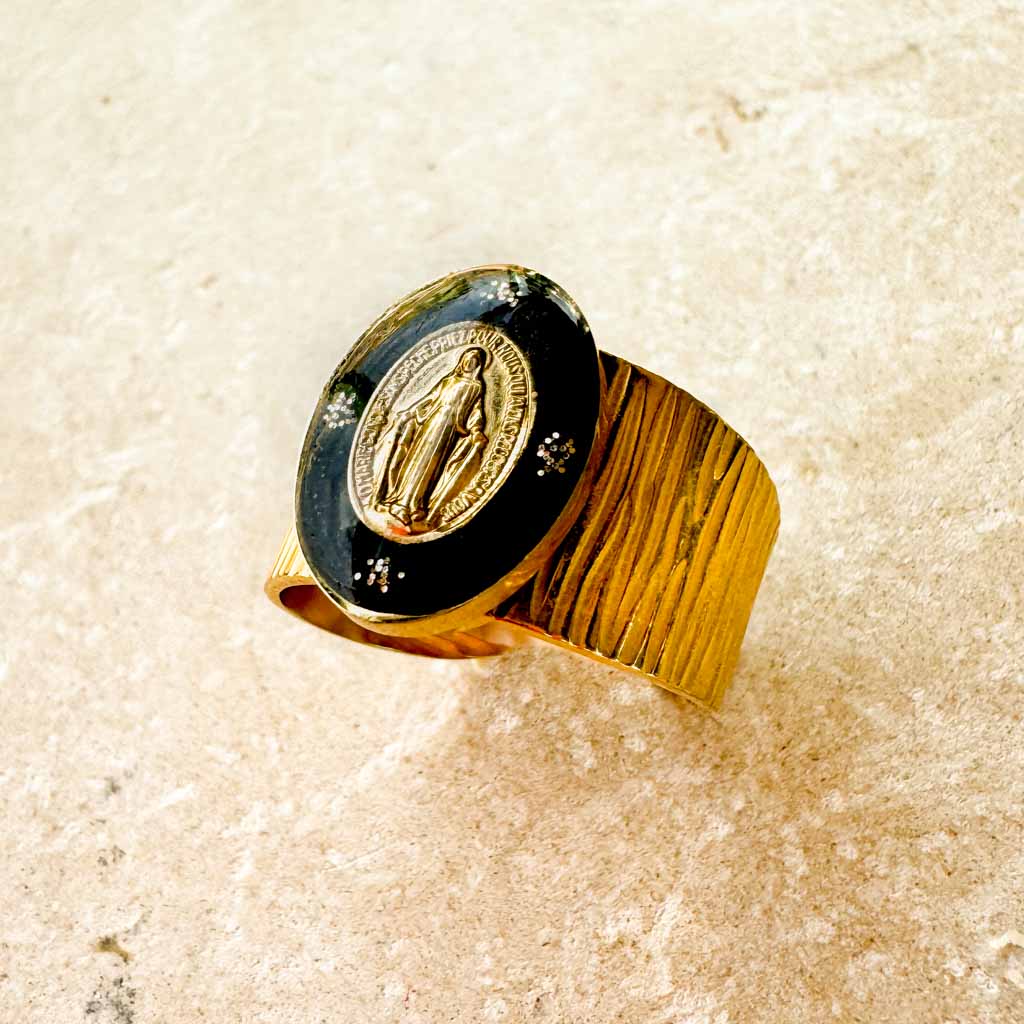 Fleur Nabert créations Bague médaille miraculeuse constellée MetaobjectListDrop