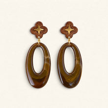 Load image into Gallery viewer, "Genle Light" Chocolate Earrings
