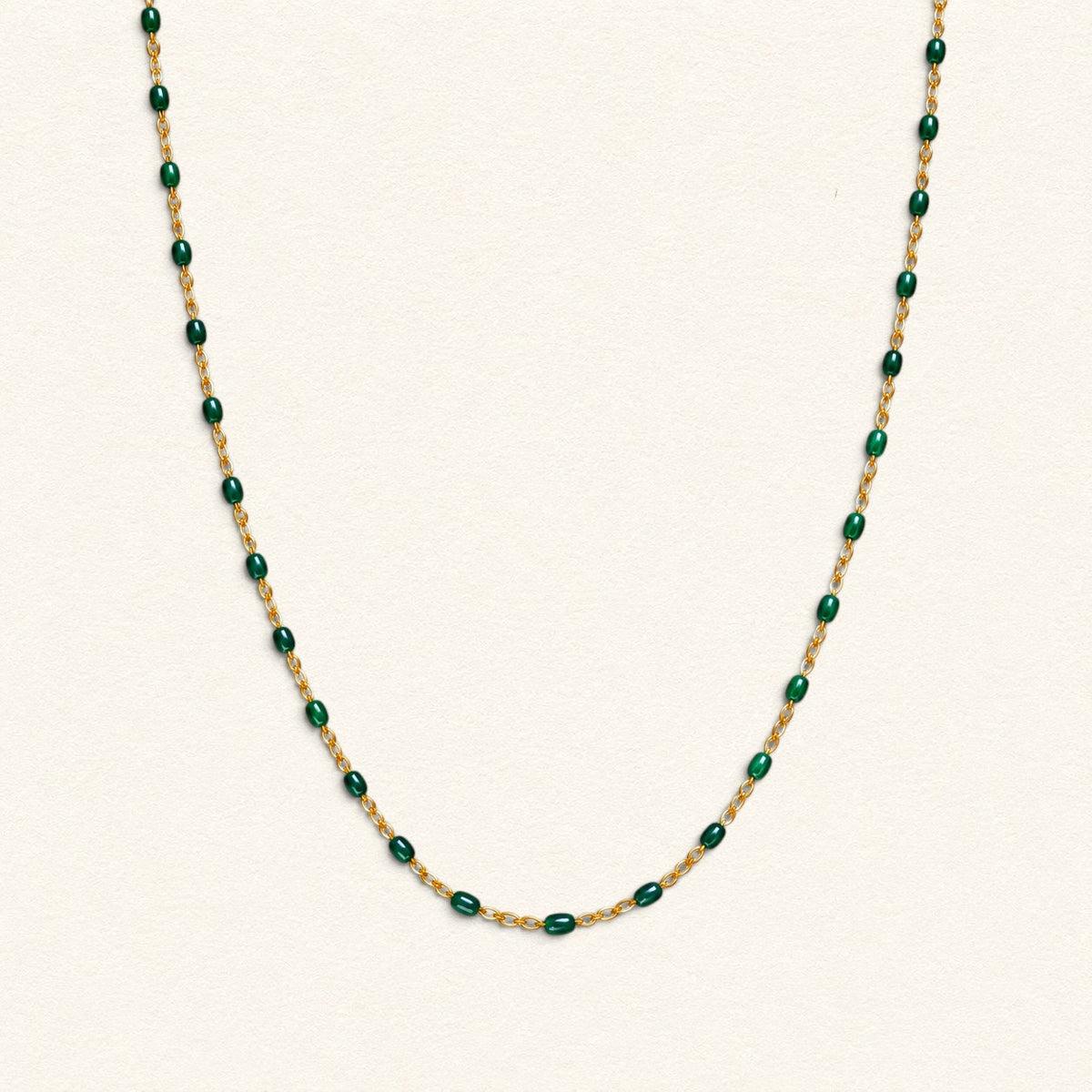 Short colored chains