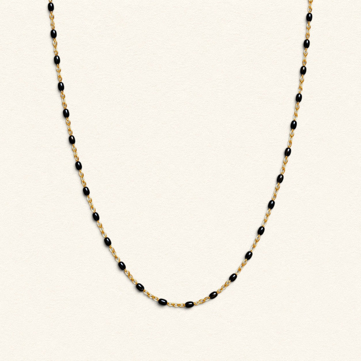 Short colored chains