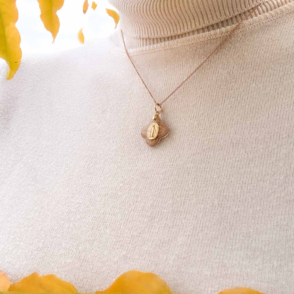 Fleur Nabert créations Croix Miraculeuse scintillante MetaobjectListDrop