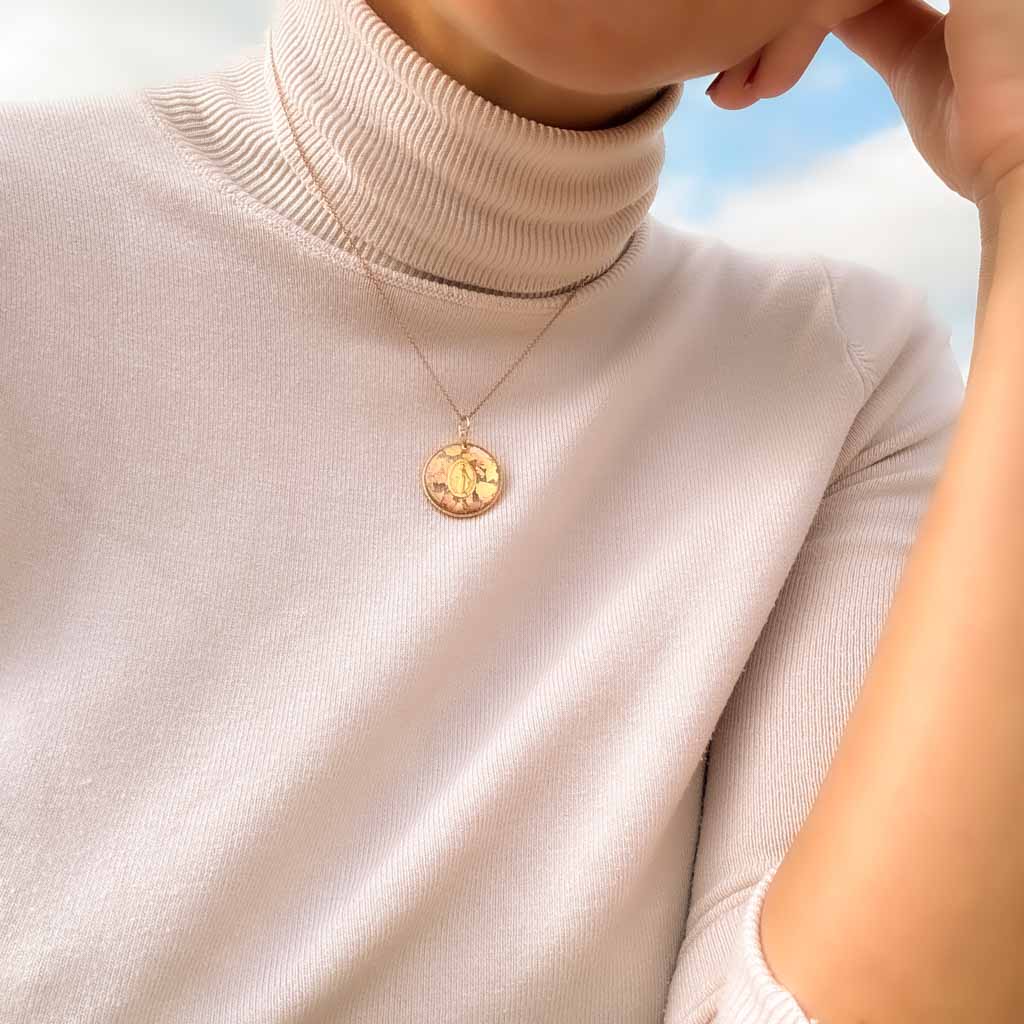 Fleur Nabert créations Médaille Miraculeuse Feu MetaobjectListDrop