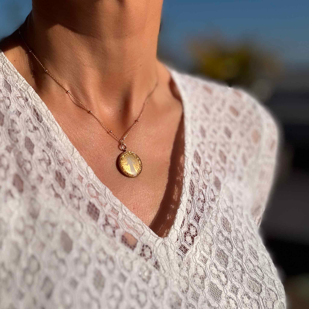 Fleur Nabert créations Médaille Resurrexit sicut dixit MetaobjectListDrop