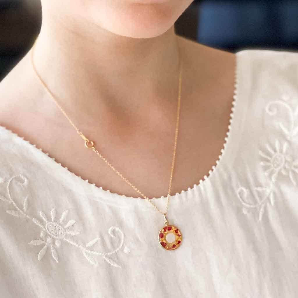 Fleur Nabert créations First Communion Medal MetaobjectListDrop