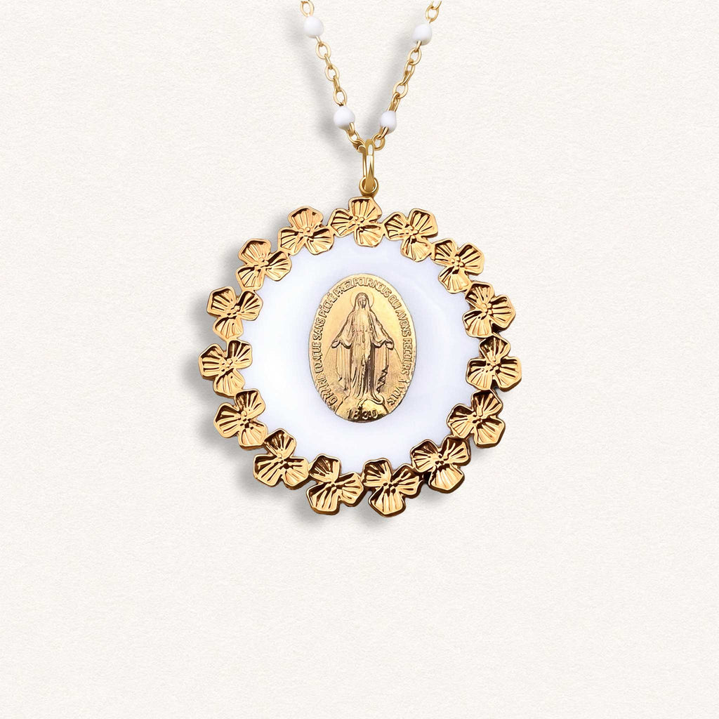 Fleur Nabert créations Queen of the Sky Necklace - White MetaobjectListDrop