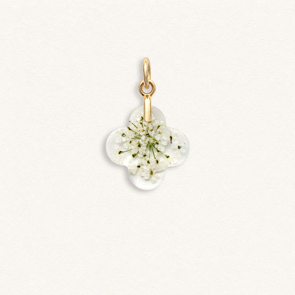 Fleur Nabert créations Croix de douceur - Blanche MetaobjectListDrop