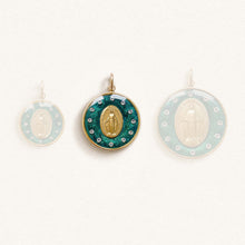 Load image into Gallery viewer, Medium Miraculous Medal Crowned with Stars - green
