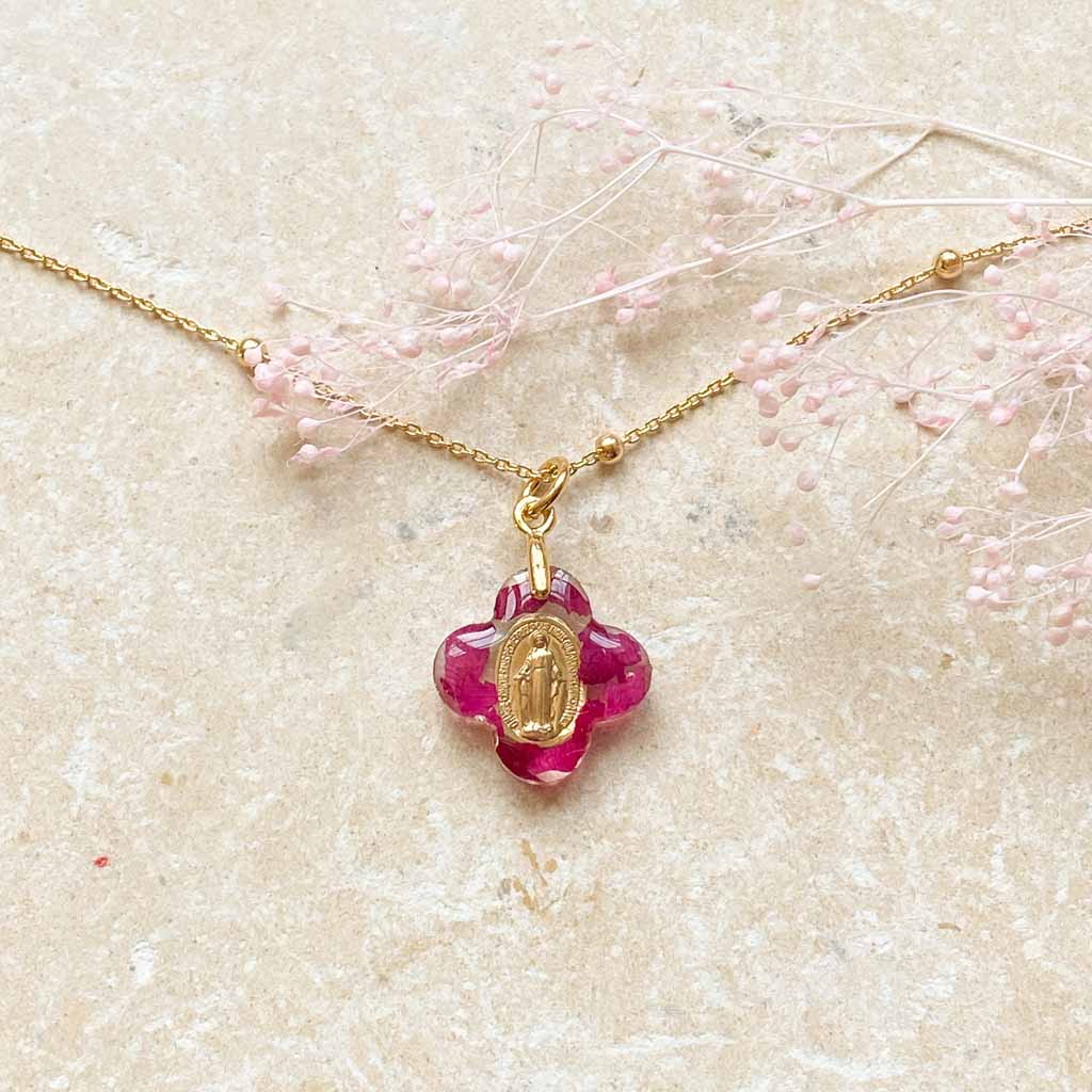Fleur Nabert créations Little Therese Cross MetaobjectListDrop